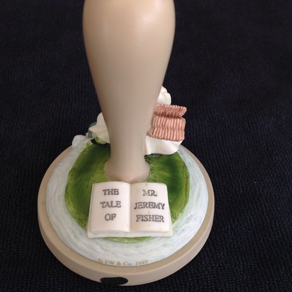 Adorable Beatrice Potter Cookie Press 'The Tale of Jeremy Fisher' - Picture 3 of 6